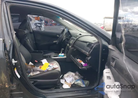 2012 Toyota Camry Se z USA, uszkodzony, nr VIN 4T1BF1FK3CU011203